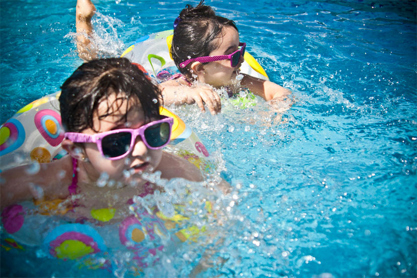 Bagno in piscina